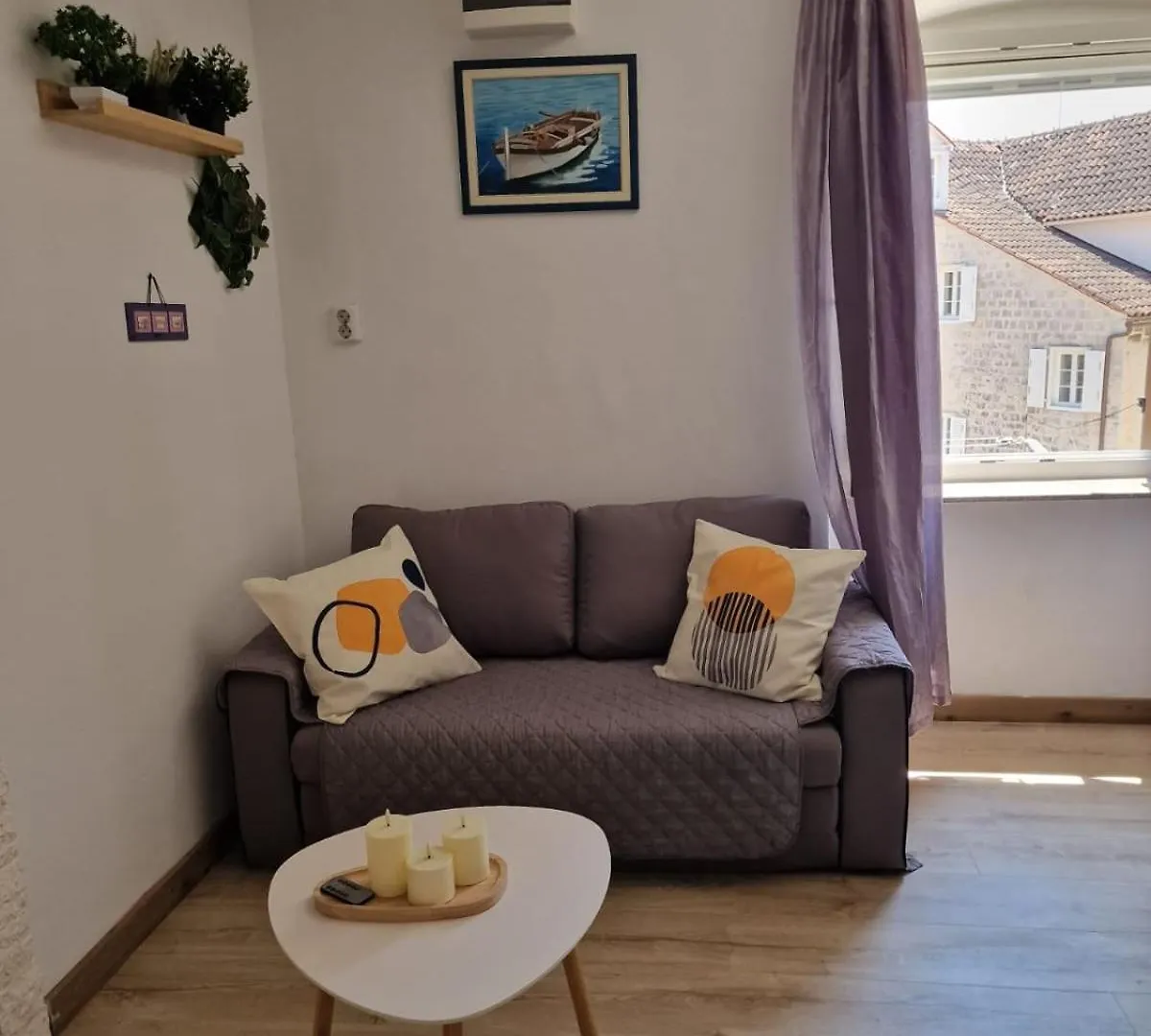 Apartments Tragurion 트로기르