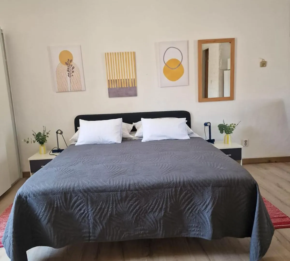 Apartments Tragurion 트로기르